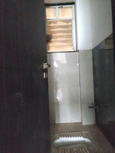 Common Bathroom Two Image of 650 Sq.ft 1 BHK Apartment / Flat for sale in Parin Empire, Khadewadi Pune for Rs. 4500000