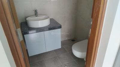 Image of 2124 Sq.ft 3 BHK Apartment / Flat for rent in Prestige Beverly Hills, Kokapet, Hyderabad for Rs. 80000