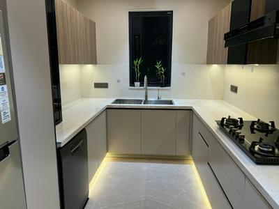 Kitchen Image of 3000 Sq.ft 4 BHK Builder Floor for rent in South City Floors 1, Sector 41 Gurgaon for Rs. 100000