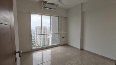 Bedroom Image of 1100 Sq.ft 2 BHK Apartment / Flat for rent in Ekta Tripolis, Goregaon West Mumbai for Rs. 85000