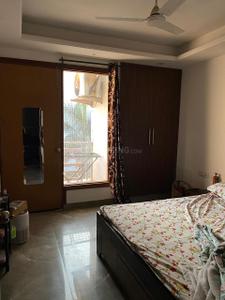 Bedroom Image of 1575 Sq.ft 4.5 BHK Builder Floor for rent in Vasant Kunj New Delhi for Rs. 60000