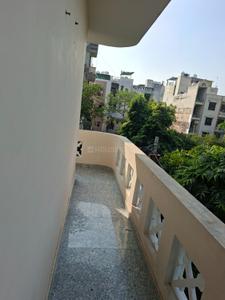 Balcony Image of 900 Sq.ft 2 BHK Builder Floor for rent in Tilak Nagar New Delhi for Rs. 32000