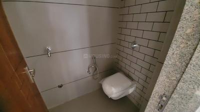 Bathroom Image of 2000 Sq.ft 4 BHK Villa for rent in Harni Vadodara for Rs. 25000