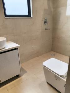 Common Bathroom Image of 2850 Sq.ft 4 BHK Builder Floor for sale in DLF City Phase 1, DLF Phase 1 Gurgaon for Rs. 52000000