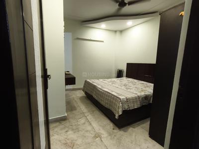 Bedroom Image of 1350 Sq.ft 3 BHK Builder Floor for rent in Mansarover Garden New Delhi for Rs. 40000