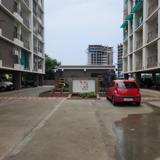 Vakratund Palms Main Image 1