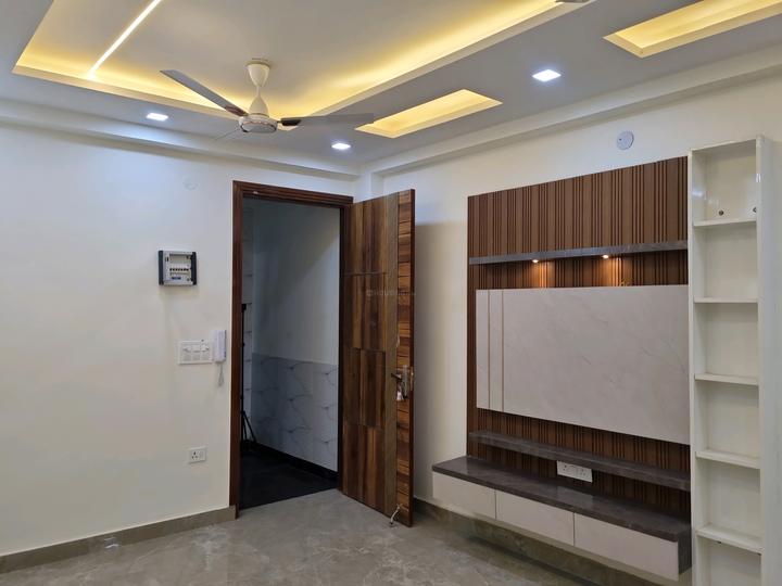 Mahavir Enclave Part 1, Mahavir Enclave Main Image 1