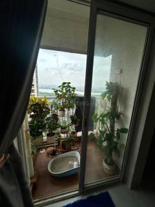 Balcony Image of 735 Sq.ft 2 BHK Apartment / Flat for rent in Lodha Amara, Kolshet Thane for Rs. 60000