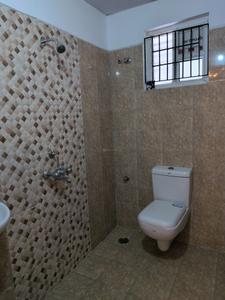 Common Bathroom Image of 1360 Sq.ft 3 BHK Apartment / Flat for sale in Emerald Heights, Badesahebguda Secunderabad for Rs. 6528000