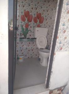 Bathroom Image of Gautam Kushavaha in Laxman Chowk, Dehradun