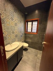 Bathroom Image of 18000 Sq.ft 3 BHK Villa for rent in Navratna Kalhaar Blues And Greens, Sanand Ahmedabad for Rs. 60000