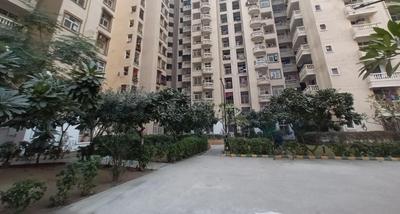 Image of 1834 Sq.ft 3.5 BHK Apartment / Flat for sale in Amrapali Silicon City, Sector 76, Noida for Rs. 20700000