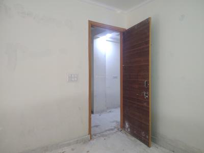 Bedroom Image of 650 Sq.ft 2 BHK Apartment / Flat for sale in Khanpur New Delhi for Rs. 3100000