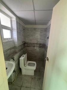 Bathroom Image of 1185 Sq.ft 3 BHK Apartment / Flat for sale in Gaurs Siddhartham, Siddharth Vihar Ghaziabad for Rs. 10800000