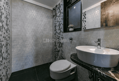 Image of 946 Sq.ft 3 BHK Apartment / Flat for sale in Right Choice Tower 28 C and F, Malad East, Mumbai for Rs. 21700000