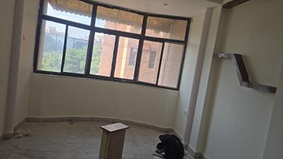 Living Room Image of 1050 Sq.ft 2 BHK Apartment / Flat for sale in Salora Vihar, Sector 62 Noida for Rs. 12000000