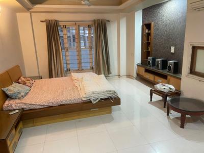Hall Image of 2475 Sq.ft 3 BHK Apartment / Flat for sale in Satellite Ahmedabad for Rs. 20000000