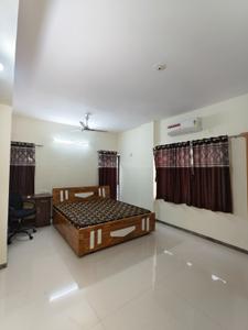 Hall Image of 2800 Sq.ft 4 BHK Apartment / Flat for rent in Race Course Vadodara for Rs. 55000