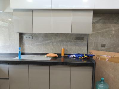 Kitchen Image of 1550 Sq.ft 3 BHK Apartment / Flat for sale in Lokhandwala Complex, Andheri West Mumbai for Rs. 58000000