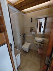 Bathroom Image of 900 Sq.ft 2 BHK Apartment / Flat for sale in Solitaire Heights, Malad West Mumbai for Rs. 18000000