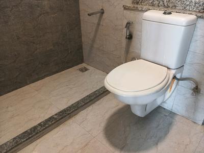 Common Bathroom Image of 1366 Sq.ft 2 BHK Apartment / Flat for sale in M3M Woodshire, Sector 107 Gurgaon for Rs. 12000000