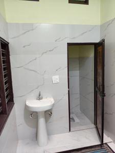 Bathroom Image of 1800 Sq.ft 2 BHK Builder Floor for rent in Prem Nagar Industrial Area Moradabad for Rs. 10000