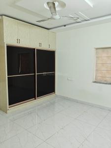 Bedroom Image of 1600 Sq.ft 3 BHK Apartment / Flat for rent in Madhapur Hyderabad for Rs. 45000