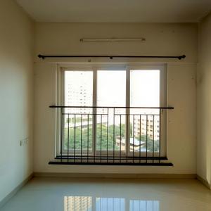 Bedroom Image of 950 Sq.ft 2 BHK Apartment / Flat for rent in Rustomjee Urbania, Thane West Thane for Rs. 38000