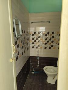 Bathroom Image of 350 Sq.ft 1 RK Builder Floor for rent in Mahadevapura Bengaluru for Rs. 12200