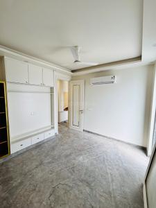 Bedroom Image of 1800 Sq.ft 3 BHK Builder Floor for sale in Punjabi Bagh New Delhi for Rs. 45000000
