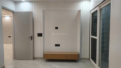 Bedroom Image of 2100 Sq.ft 4 BHK Builder Floor for sale in Kaushambi Ghaziabad for Rs. 26500000