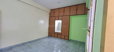 Bedroom Image of 1600 Sq.ft 3 BHK Apartment / Flat for rent in Benz Circle Vijayawada for Rs. 20000