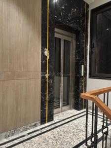 Lift Image of 4500 Sq.ft 4 BHK Builder Floor for sale in Safdarjung Enclave New Delhi for Rs. 172500000