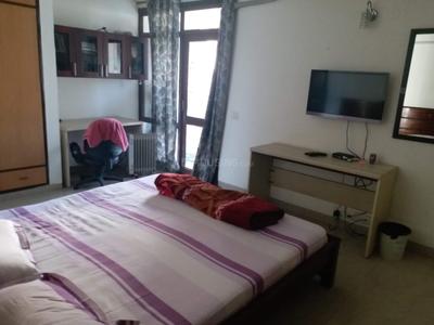 Bedroom Image of 2400 Sq.ft 3 BHK Independent House for rent in Sector 30 Noida for Rs. 46000