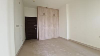 Bedroom Image of 2575 Sq.ft 4 BHK Apartment / Flat for sale in Mahagun Mirabella, Sector 79 Noida for Rs. 37000000