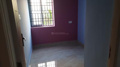 Bedroom Image of 650 Sq.ft 2 BHK Apartment / Flat for rent in Madhavaram Chennai for Rs. 12000