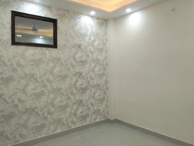 Bedroom Image of 400 Sq.ft 1 BHK Builder Floor for sale in Laxmi Nagar New Delhi for Rs. 2900000