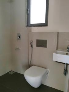 Common Bathroom Image of 778 Sq.ft 2 BHK Apartment / Flat for sale in Piramal Revanta, Mulund West Mumbai for Rs. 23500000