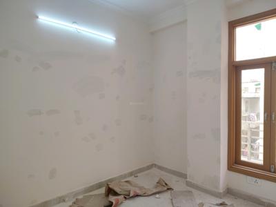 Bedroom Image of 650 Sq.ft 2 BHK Apartment / Flat for sale in Sangam Vihar New Delhi for Rs. 3600000