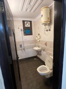 Image of 1000 Sq.ft 3 BHK Builder Floor for rent in Sector 22 Rohini, New Delhi for Rs. 24000