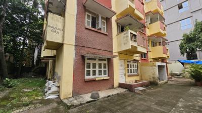 Image of 1250 Sq.ft 2 BHK Apartment / Flat for sale in Juhu, Mumbai for Rs. 42000000