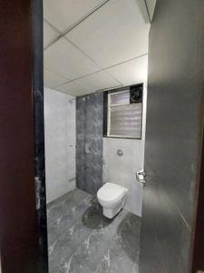 Bathroom Image of 1000 Sq.ft 2 BHK Apartment / Flat for rent in Jule Solapur for Rs. 17000