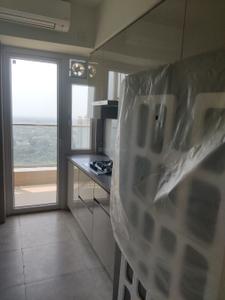 Kitchen Image of 2400 Sq.ft 3.5 BHK Apartment / Flat for sale in DLF One Midtown, Karampura New Delhi for Rs. 55000000