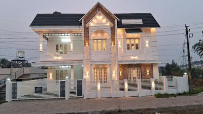 Image of 2400 Sq.ft 4.5 BHK Independent House for sale in Thevakkal, Kochi for Rs. 12900001