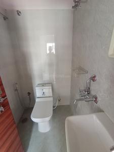 Bathroom Image of 700 Sq.ft 1 BHK Apartment / Flat for rent in Hitech City Hyderabad for Rs. 29000