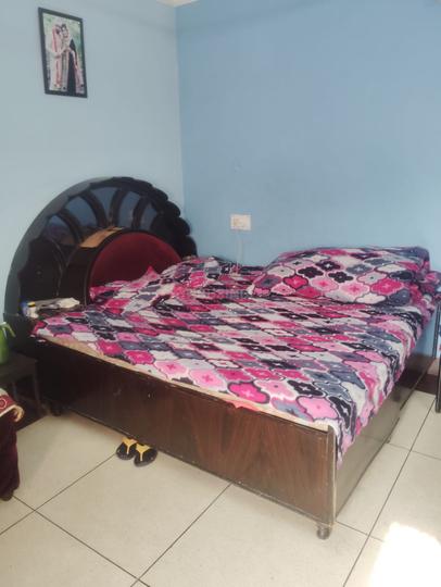 Gujral Nagar Bedroom 1