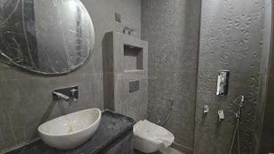 Image of 920 Sq.ft 2 BHK Builder Floor for rent in Paschim Vihar, New Delhi for Rs. 36000