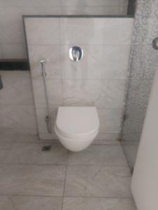 Bedroom Two Image of 850 Sq.ft 2 BHK Apartment / Flat for sale in Amanora Gold Towers, Hadapsar Pune for Rs. 12100000