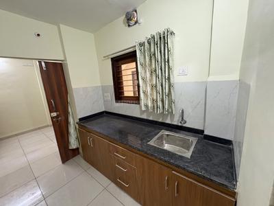 Kitchen Image of 700 Sq.ft 1 BHK Builder Floor for rent in Scheme 103 Indore for Rs. 13000