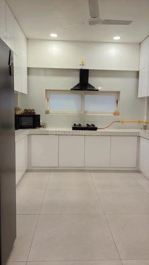 Parshwa Luxuria Main Image 1